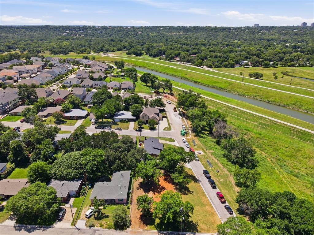 Rivercrest Add - Land