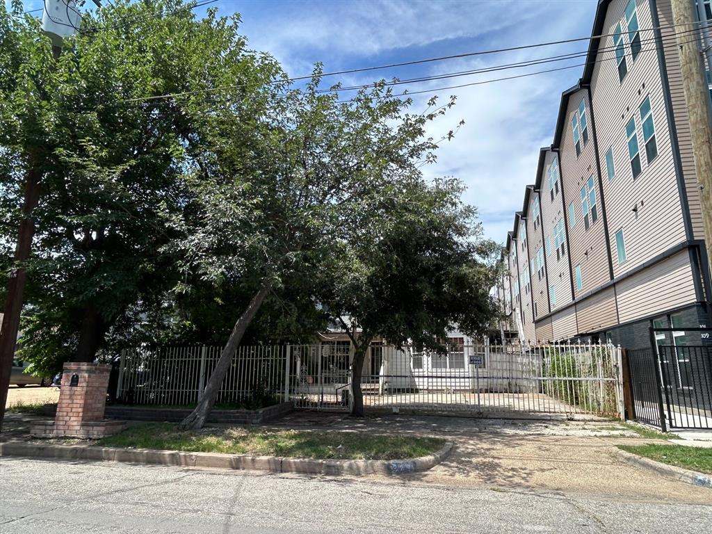 DALLAS LAND AND LOAN 3 - Residential