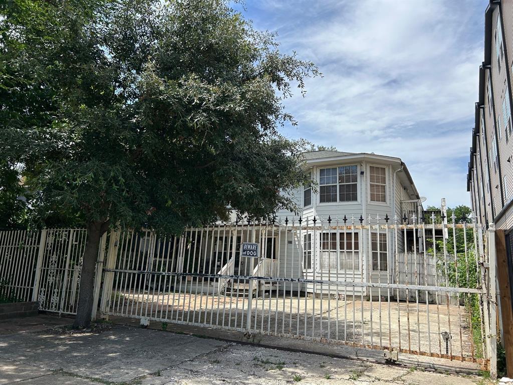 DALLAS LAND AND LOAN 3 - Residential
