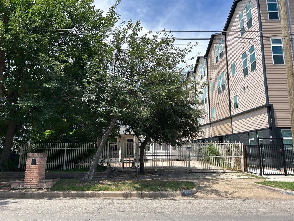 DALLAS LAND AND LOAN 3 - Residential