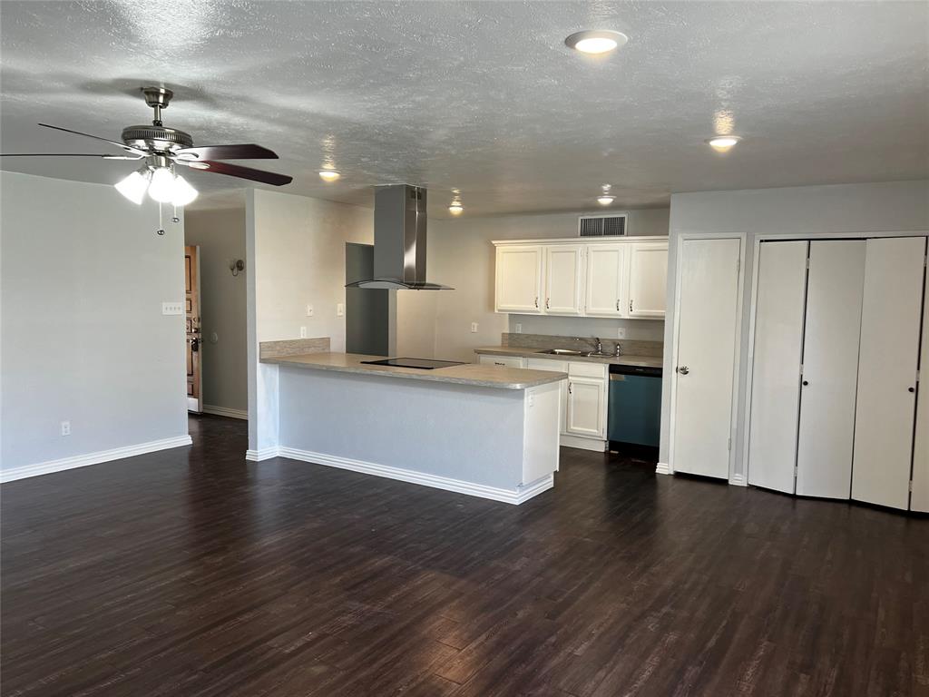 Newly updated three bedroom, two bath home located in a well establish neighborhood on a large corner lot, prefect for outdoor entertainment. Interior updates provides open view from kitchen to living and dining area, include new carpet in all bedrooms, new flooring in the primary and hall bathrooms. The interior has been painted throughout, new appliances include stove, vent hood and dishwasher, new AC unit will be installed as well.  Front exterior offers a large shade tree for sitting outside enjoying the view of the neighborhood. This home is conveniently located on the bus line, close to shopping, easy access to both 408 and I20, walking distance to and from elementary, middle and high schools, Sugarberry park, Cedar Ridge Preserve and Park in the Woods Recreation Center.  Buyer and Buyer's Agent to confirm all information.