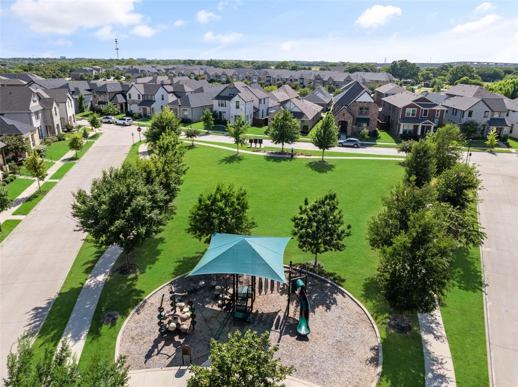 Apples Crossing - Residential
