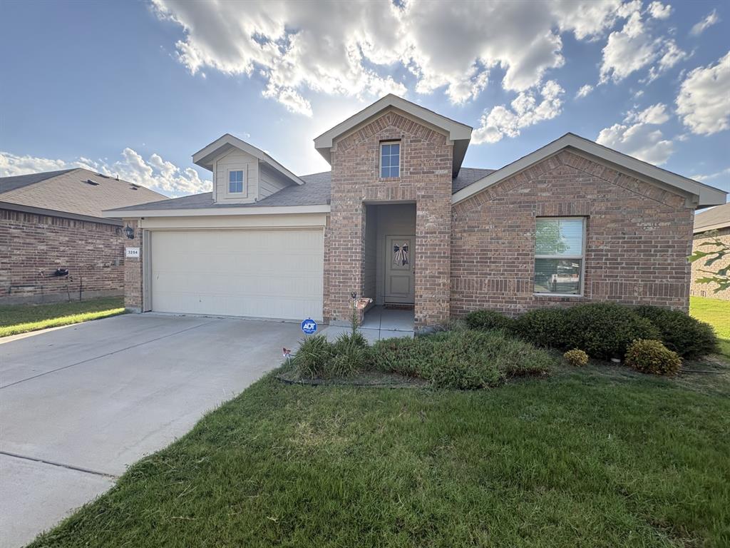 ?? Motivated Sellers – Don't Miss This Opportunity! -  Spacious and well-maintained 4-bedroom, 2-bath home located in a quiet, family-friendly neighborhood. This home features an open floor plan with plenty of natural light, a large living room, and a dedicated dining area. The kitchen offers ample cabinet and counter space, perfect for everyday cooking and entertaining.

The primary bedroom includes an ensuite bath for added privacy, and all bedrooms are generously sized with great closet space. Additional highlights include a laundry room, attached garage, and a spacious backyard with a pool ideal for outdoor gatherings.

Conveniently located near schools, parks, shopping, and dining. Move-in ready and perfect for families or anyone looking for a comfortable and functional living space.

Schedule your showing today!