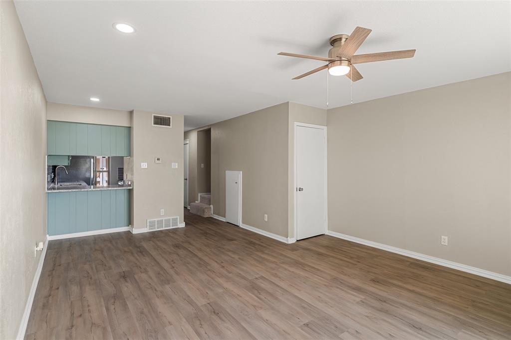 DeCordova Bend Estates; Lakeview Twnhse Estate - Residential