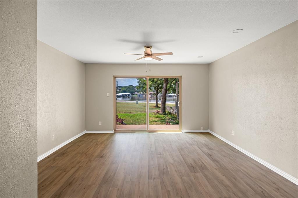 DeCordova Bend Estates; Lakeview Twnhse Estate - Residential