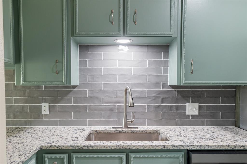 DeCordova Bend Estates; Lakeview Twnhse Estate - Residential