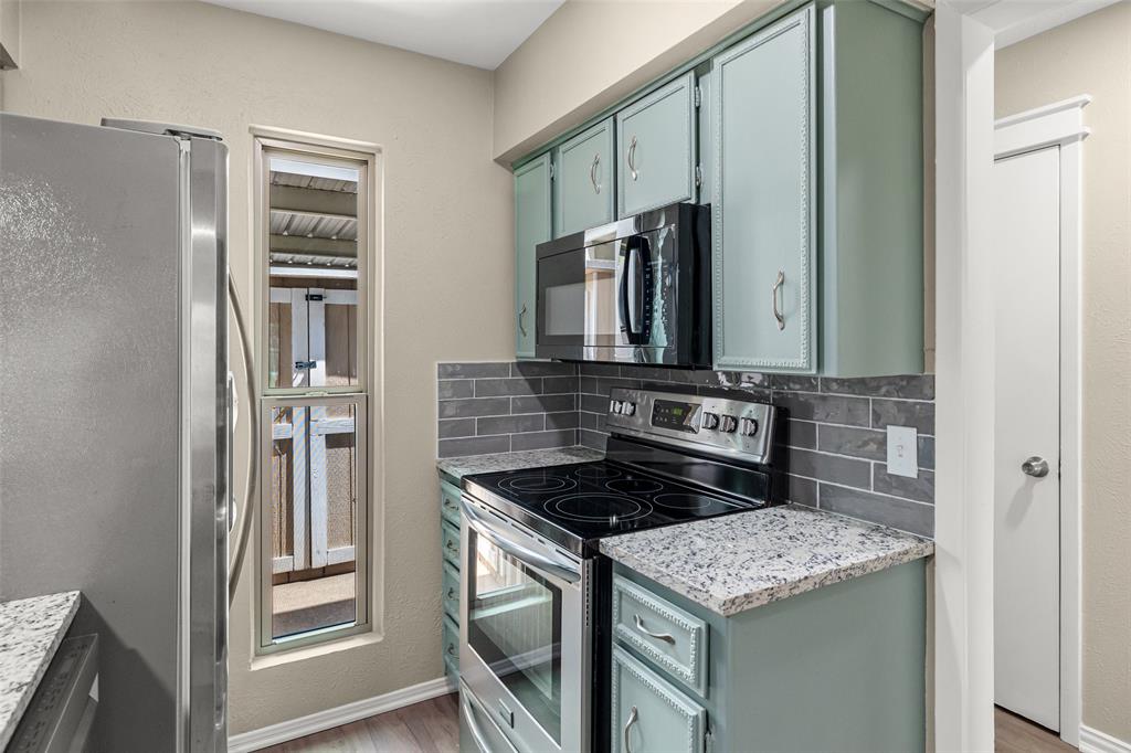 DeCordova Bend Estates; Lakeview Twnhse Estate - Residential