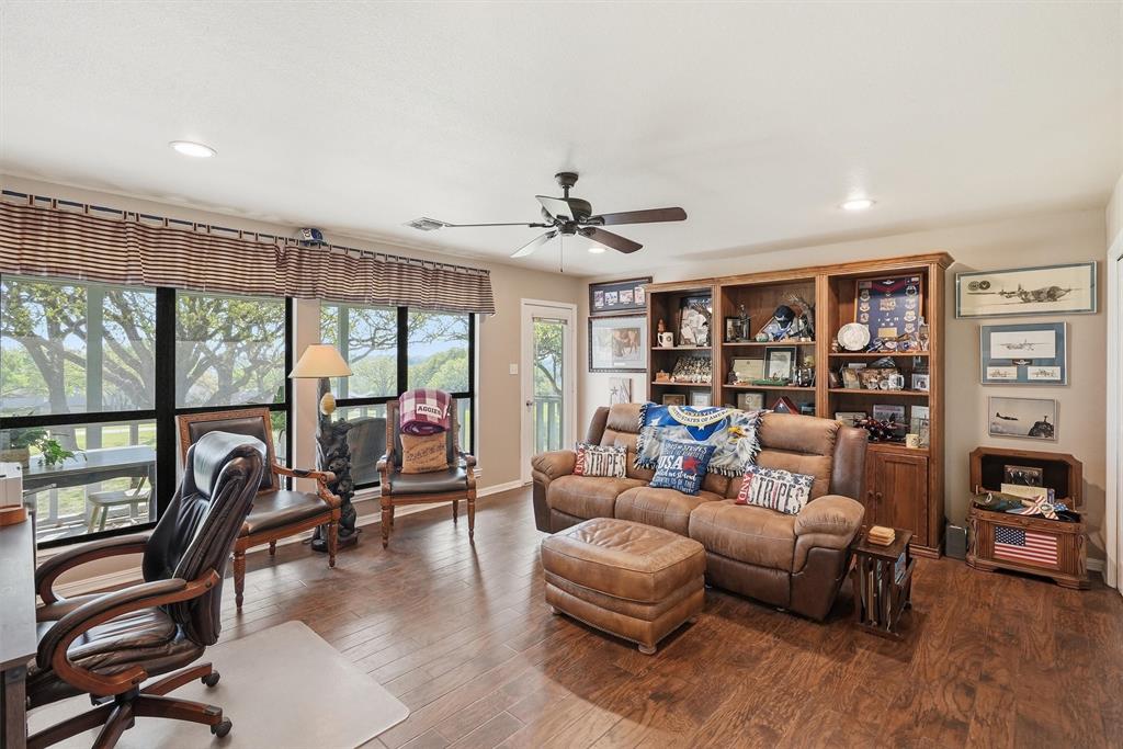 Decordova Bend Estate - Residential