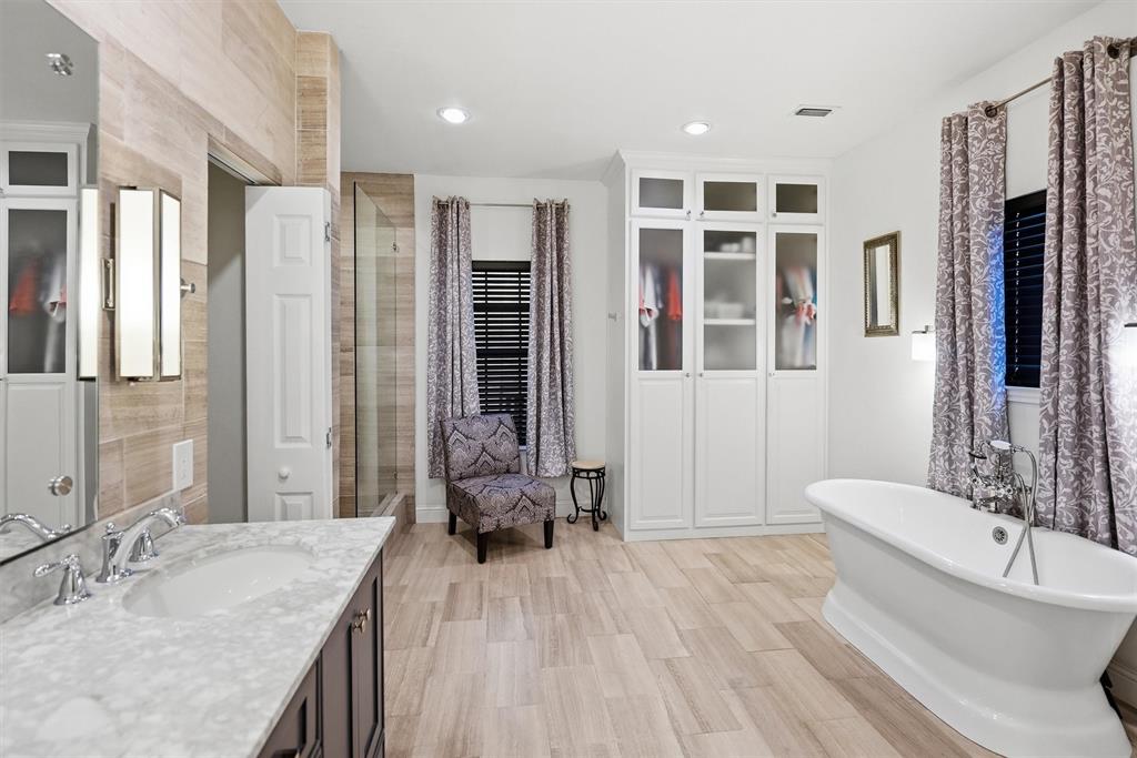 Decordova Bend Estate - Residential