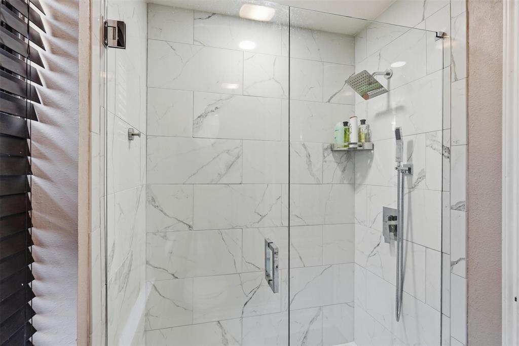 Decordova Bend Estate - Residential