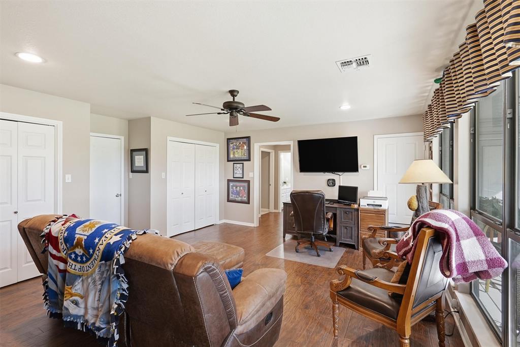 Decordova Bend Estate - Residential