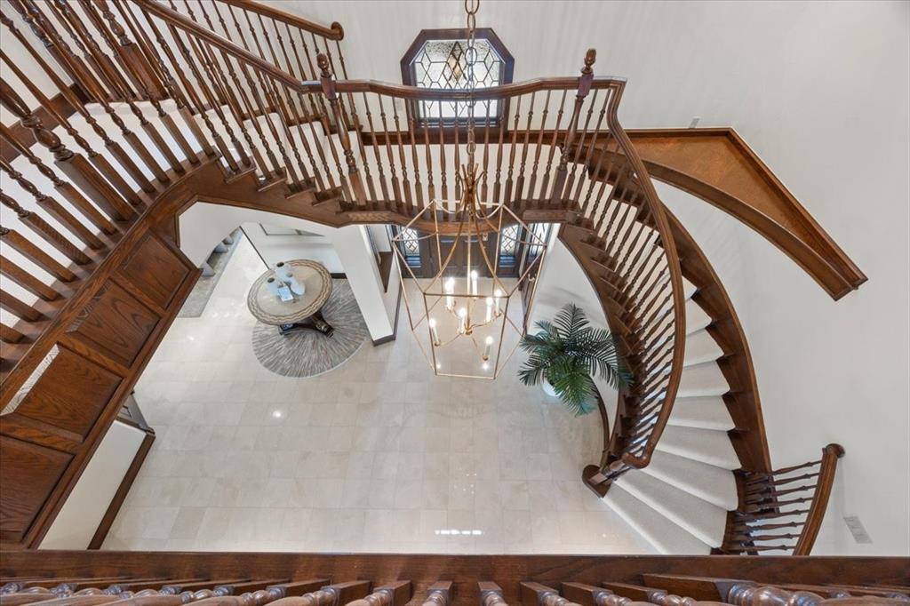 Mira Vista - Residential