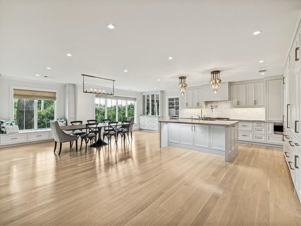 Mayflower Estates - Residential