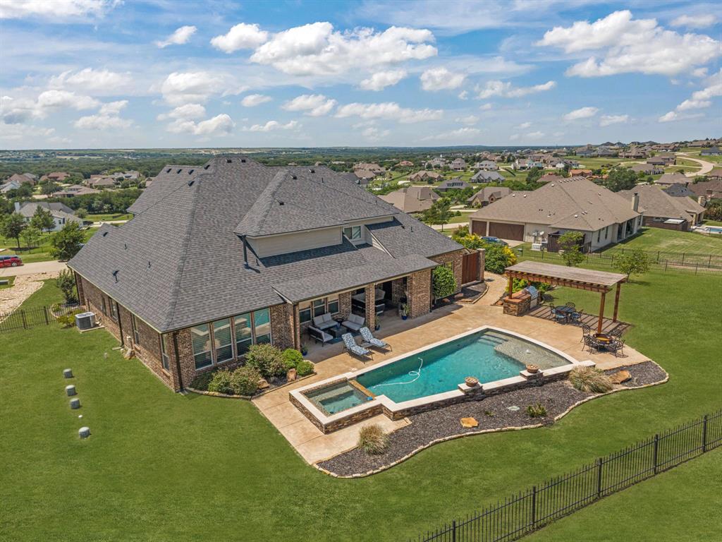 Bella Flora - Residential