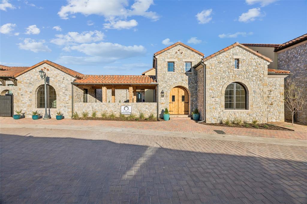 Westlake Entrada - Residential
