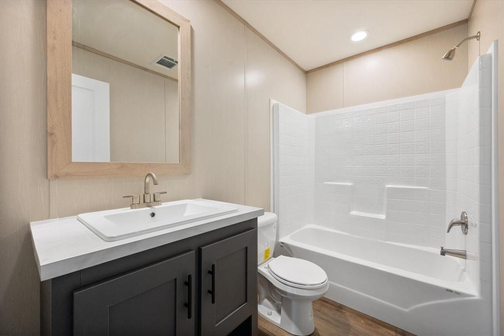 Mattie Caston Shores - Residential