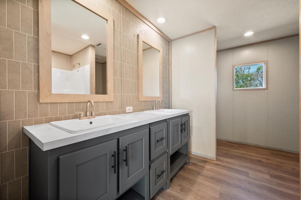 Mattie Caston Shores - Residential