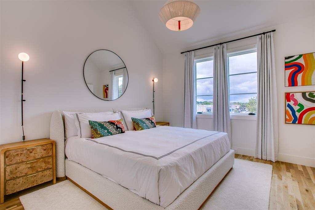 Lakeside - Residential