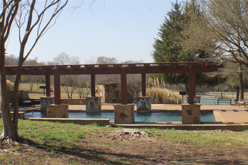 Waters Edge - Land