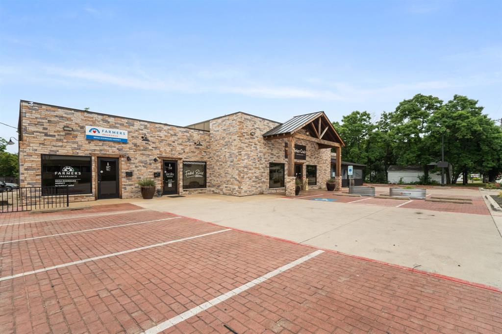 O T Ennis - Commercial Sale
