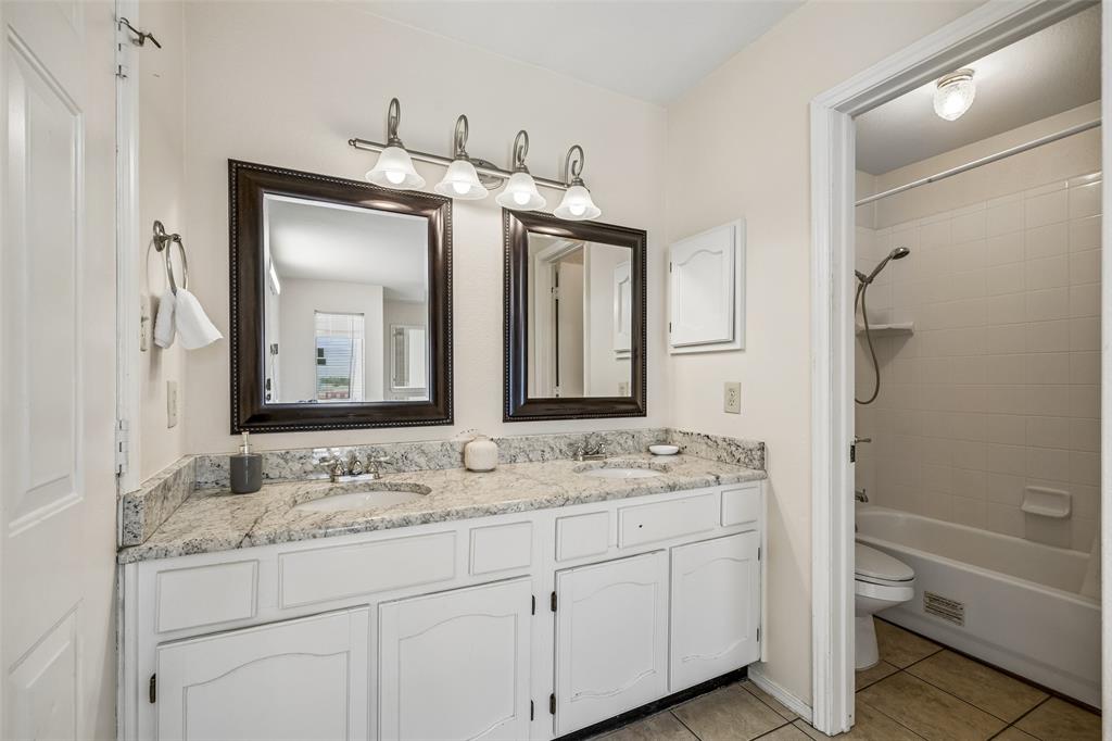University Park Condo - Residential