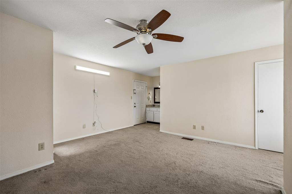 University Park Condo - Residential