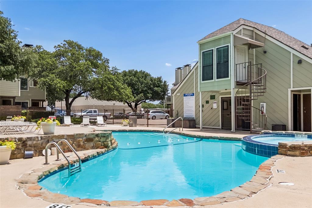 University Park Condo - Residential