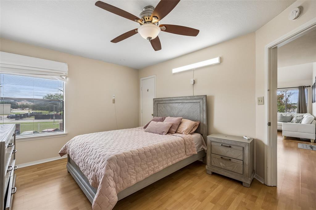 University Park Condo - Residential
