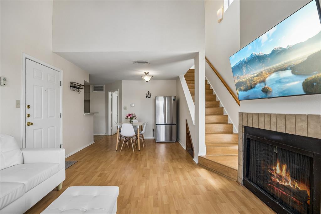 University Park Condo - Residential