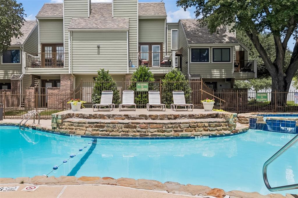 University Park Condo - Residential