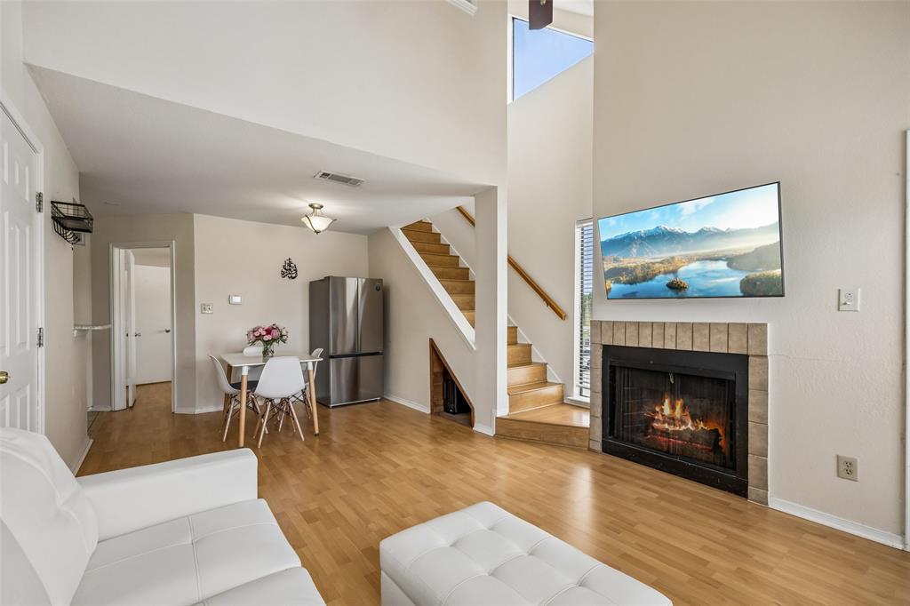 University Park Condo - Residential