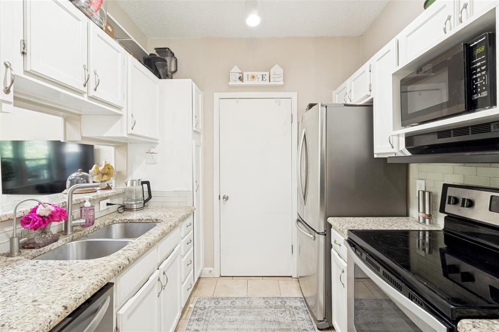 Oaks On Montfort Ph 01 02 & 04 - Residential