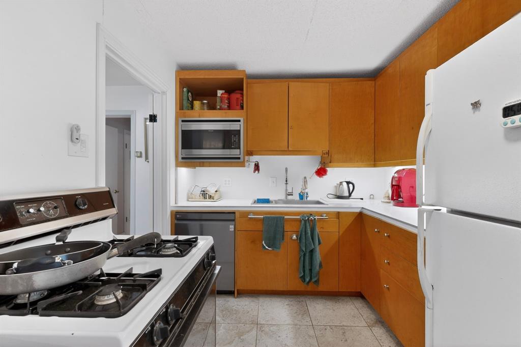 Hallbrook Add - Residential
