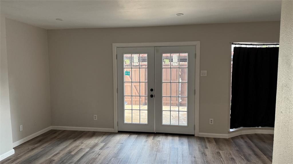 Regency Park Condo - Residential