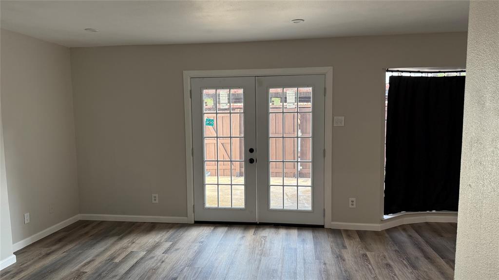 Regency Park Condo - Residential