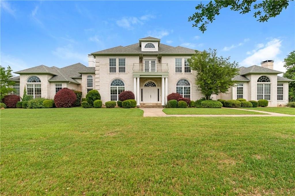 Branford Estate - Commercial Sale
