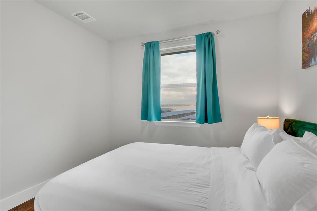 Sapphire Bay - Residential