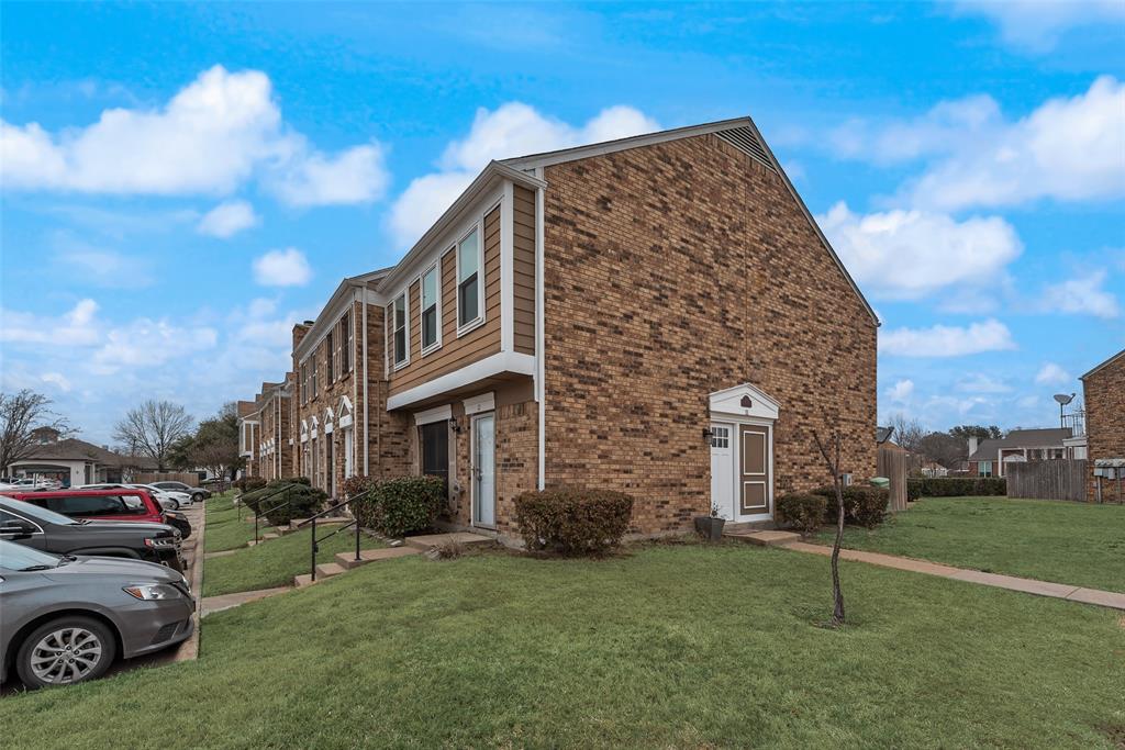 Village East Ph 01 04 - Residential