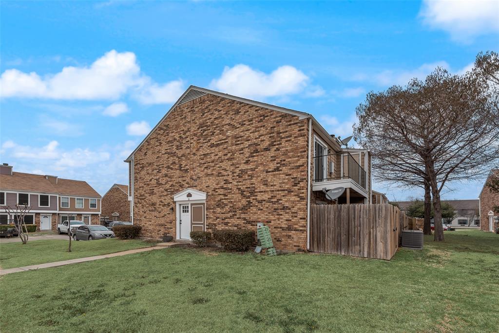 Village East Ph 01 04 - Residential
