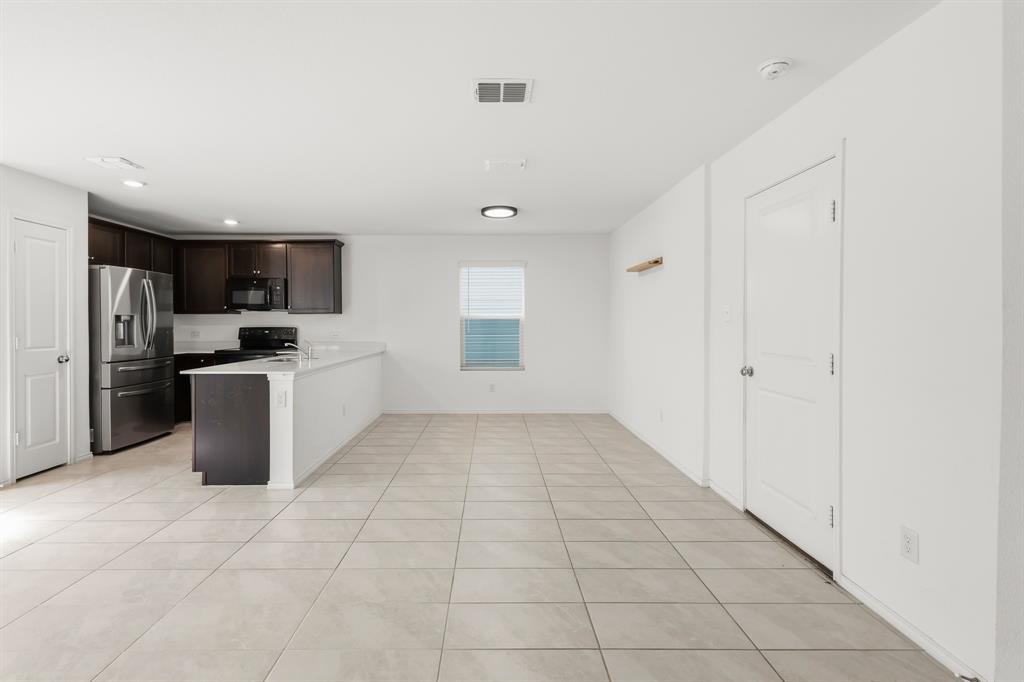 Singleton Villas West Add - Residential