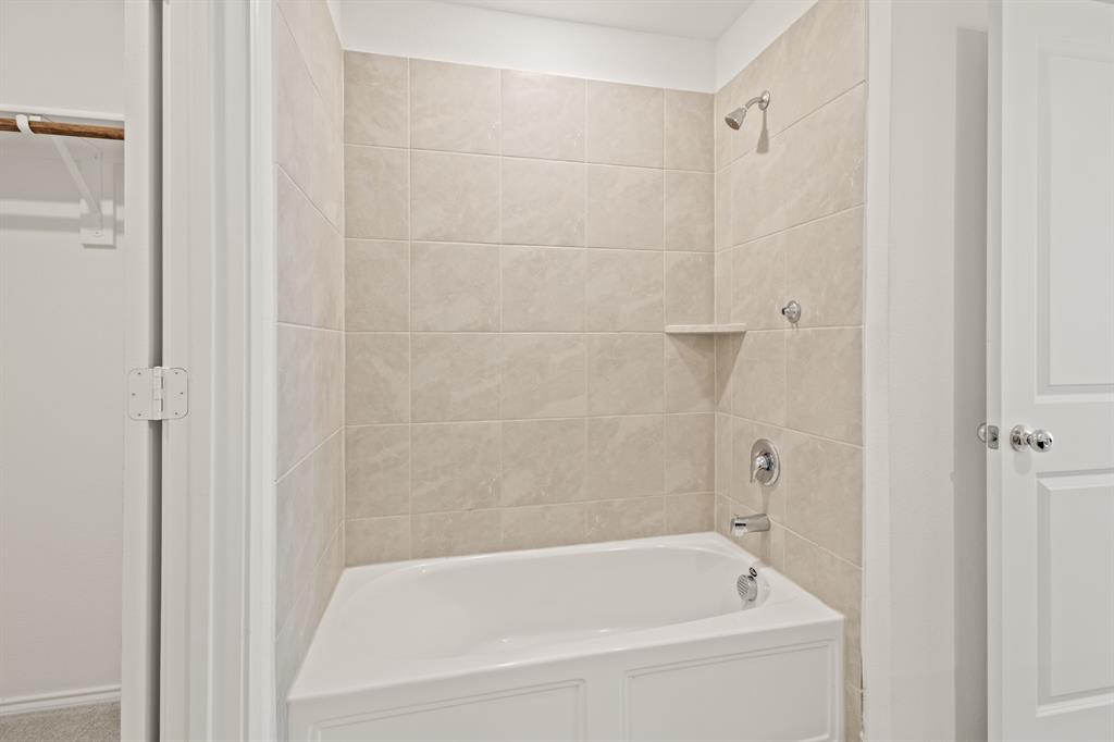 Singleton Villas West Add - Residential