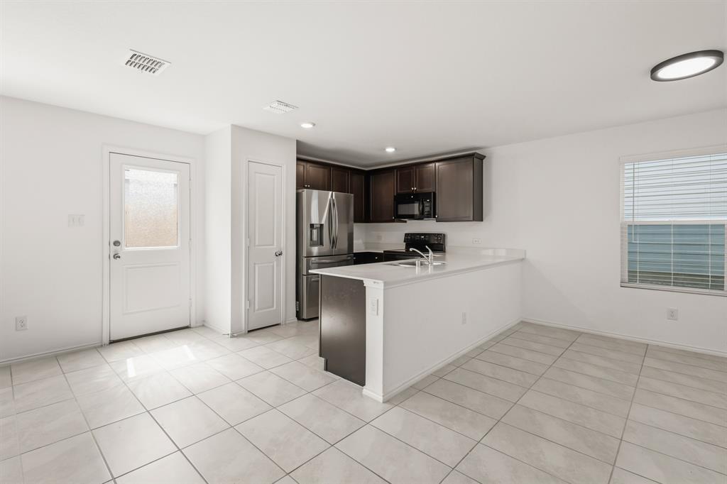 Singleton Villas West Add - Residential