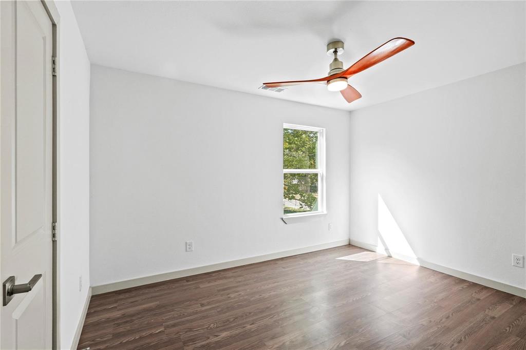 Lincoln Manor - Residential