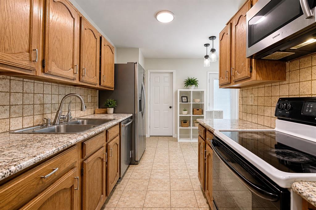 WILLOWWOOD - Residential