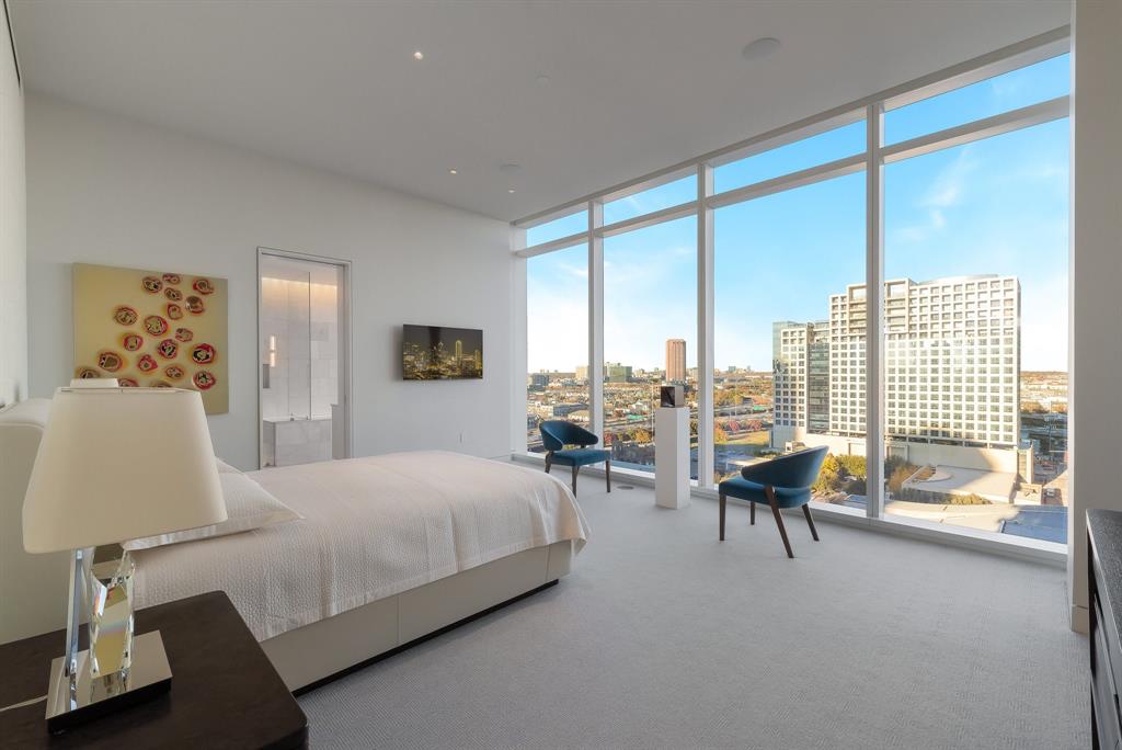 ARTS RESIDENCES CONDO - Residential