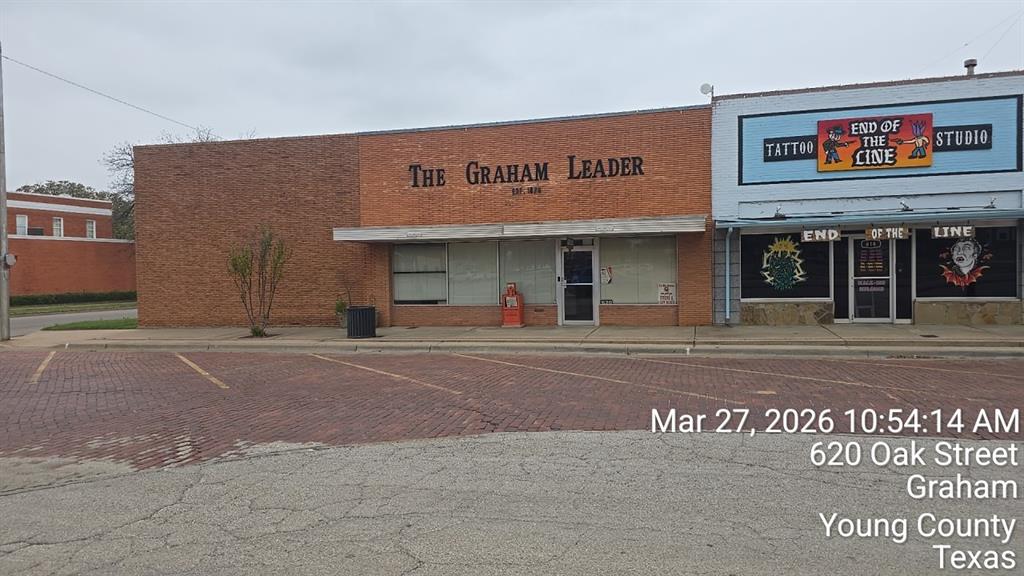 Town Graham - Commercial Sale