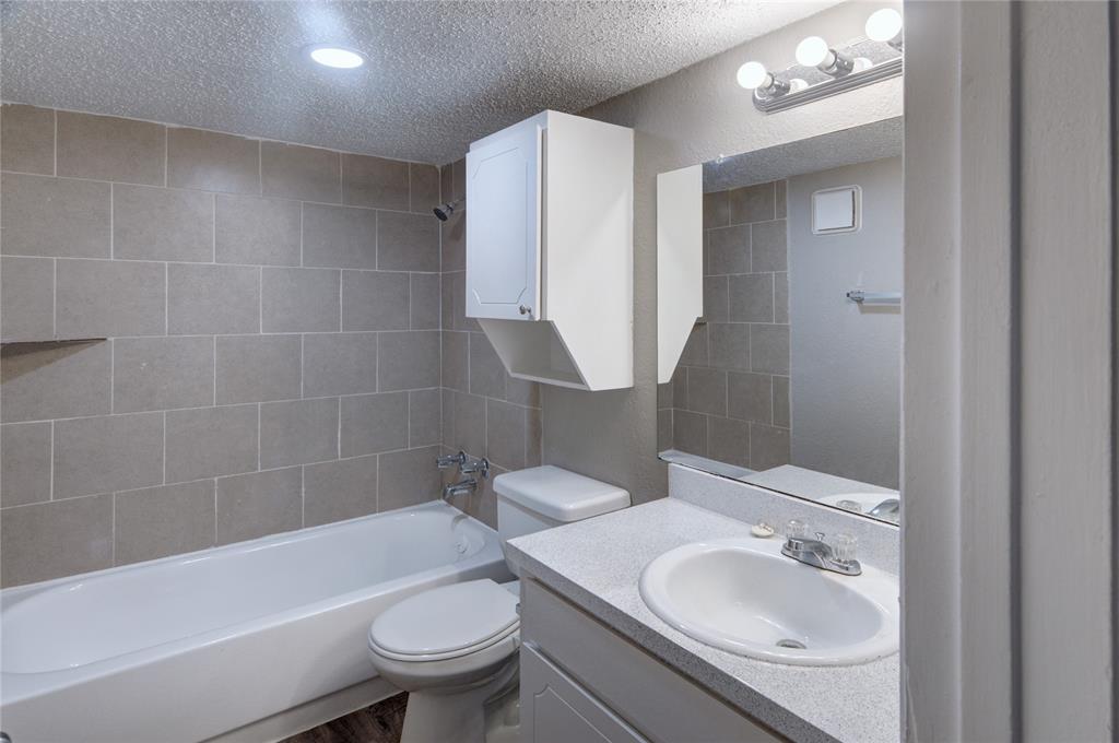 Woodhaven Condo - Residential