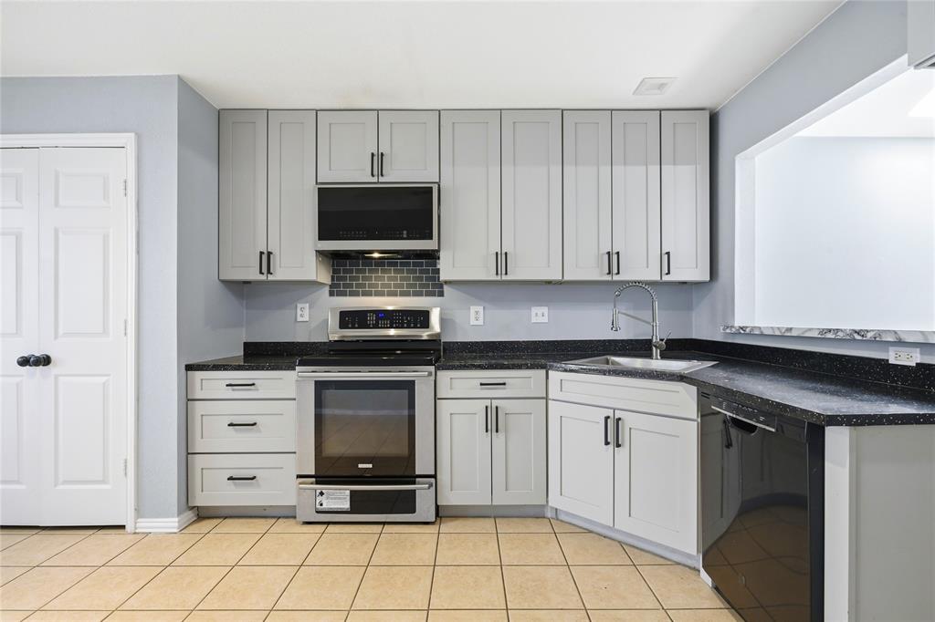 Rolling Acres Add - Residential