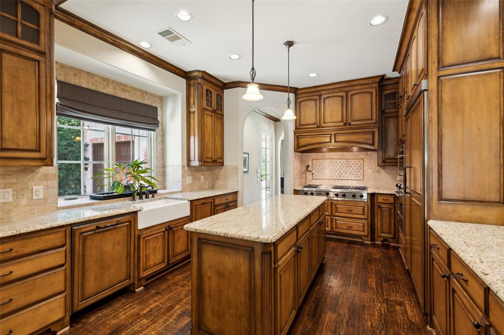 Huffhines Hill - Residential