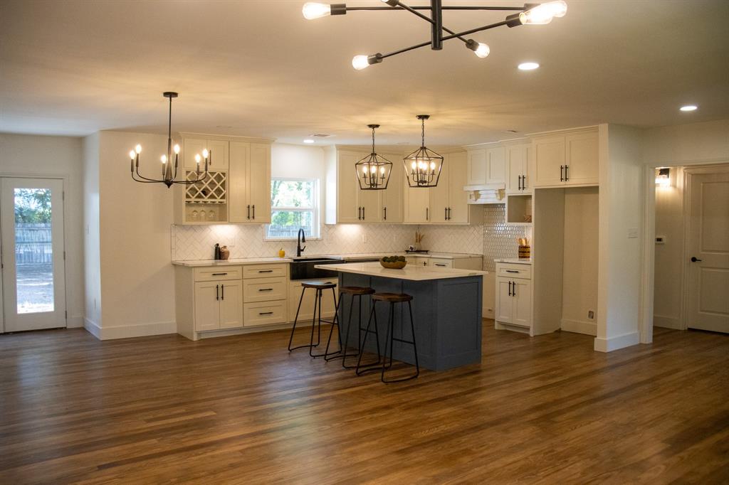 San Saba - Residential